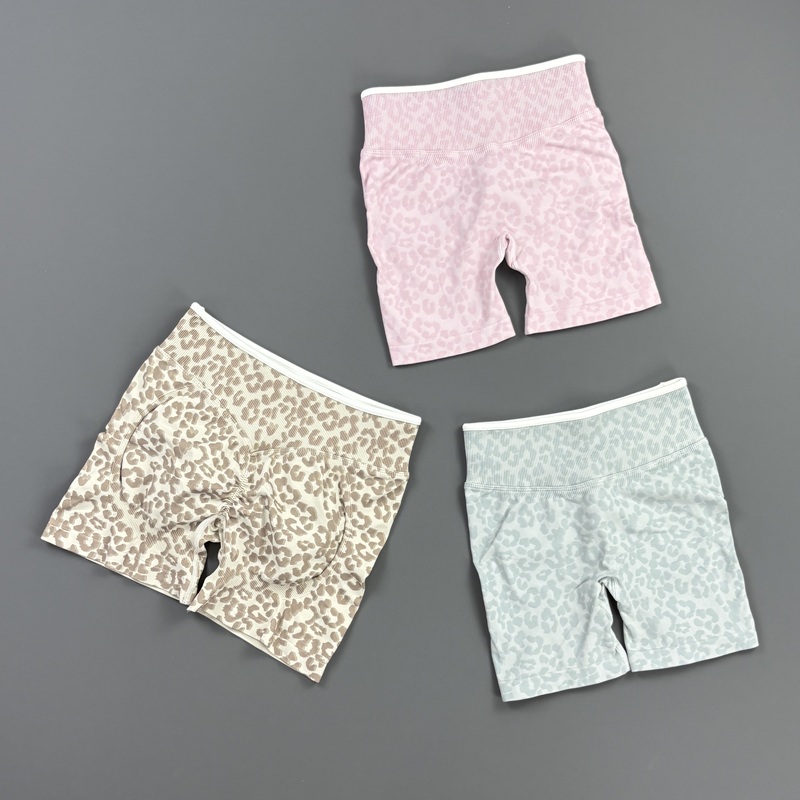 Shorts de sport HISTELLO à imp - Yoga Fitness Course avis et prix