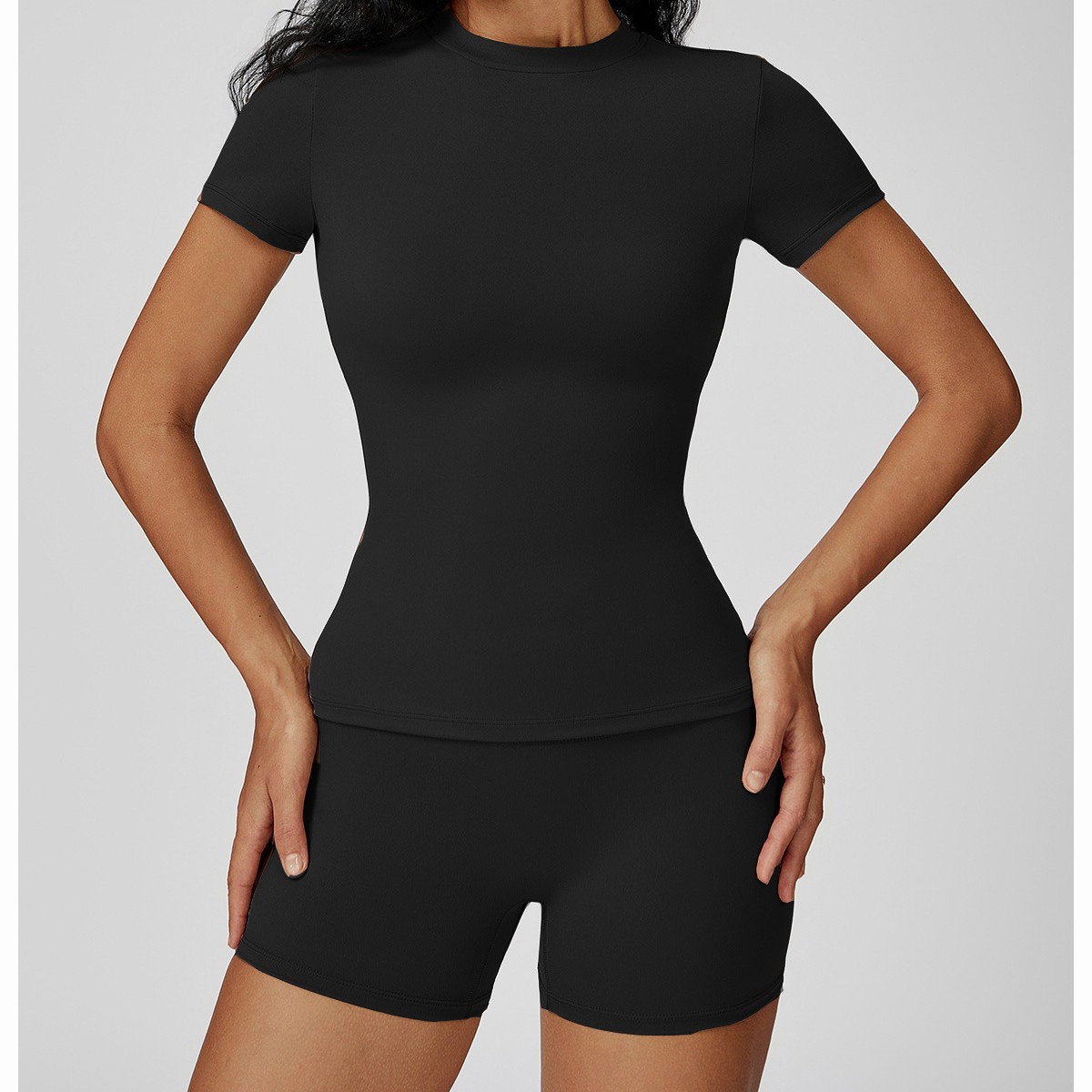 Ensemble de sport pour femme 2 - Yoga & Fitness Classes By Niharika Zirakpur Reviews avis et prix
