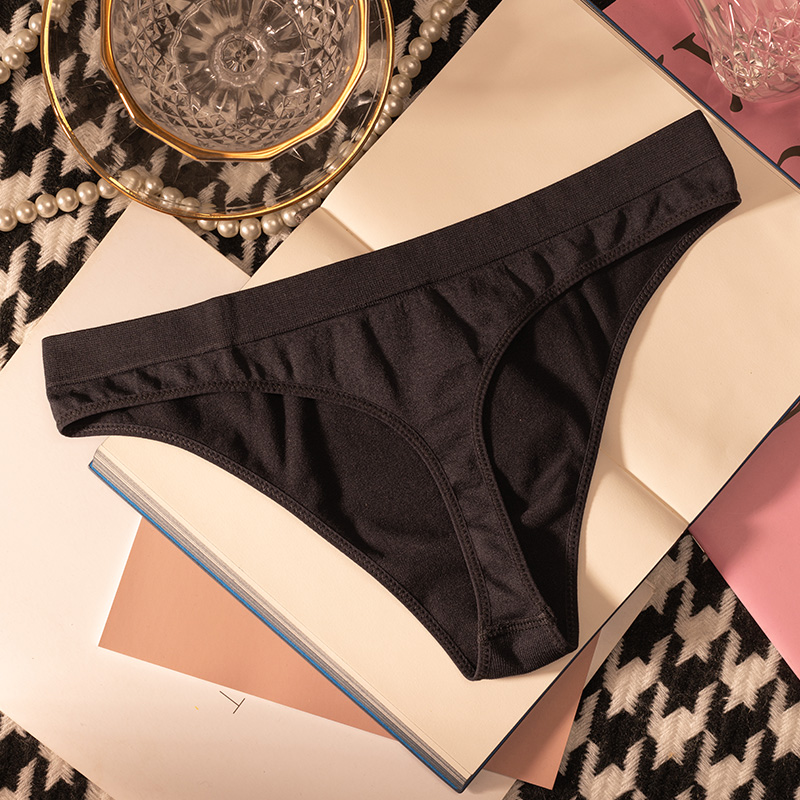 Culotte string sexy taille bas - Yoga & Fitness Classes By Niharika Zirakpur Reviews avis et prix