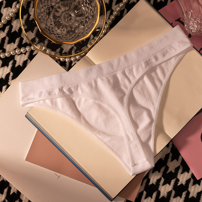 Culotte string sexy taille bas - Yoga & Fitness Classes By Niharika Zirakpur Reviews avis et prix