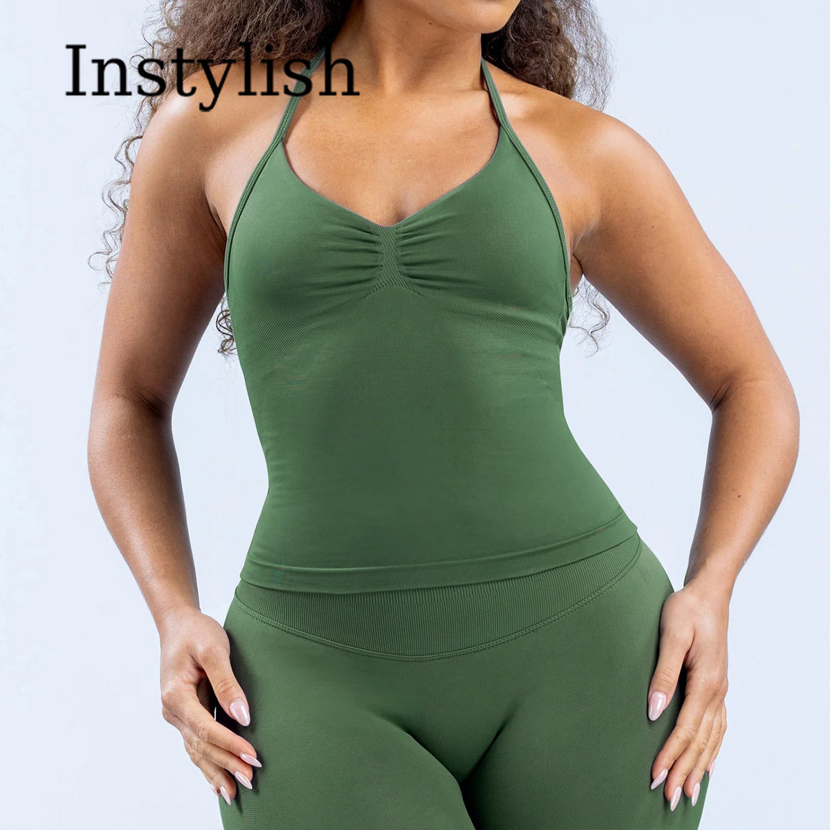 Ensemble de yoga sans couture  - Yoga & Fitness Classes By Niharika Zirakpur Reviews avis et prix