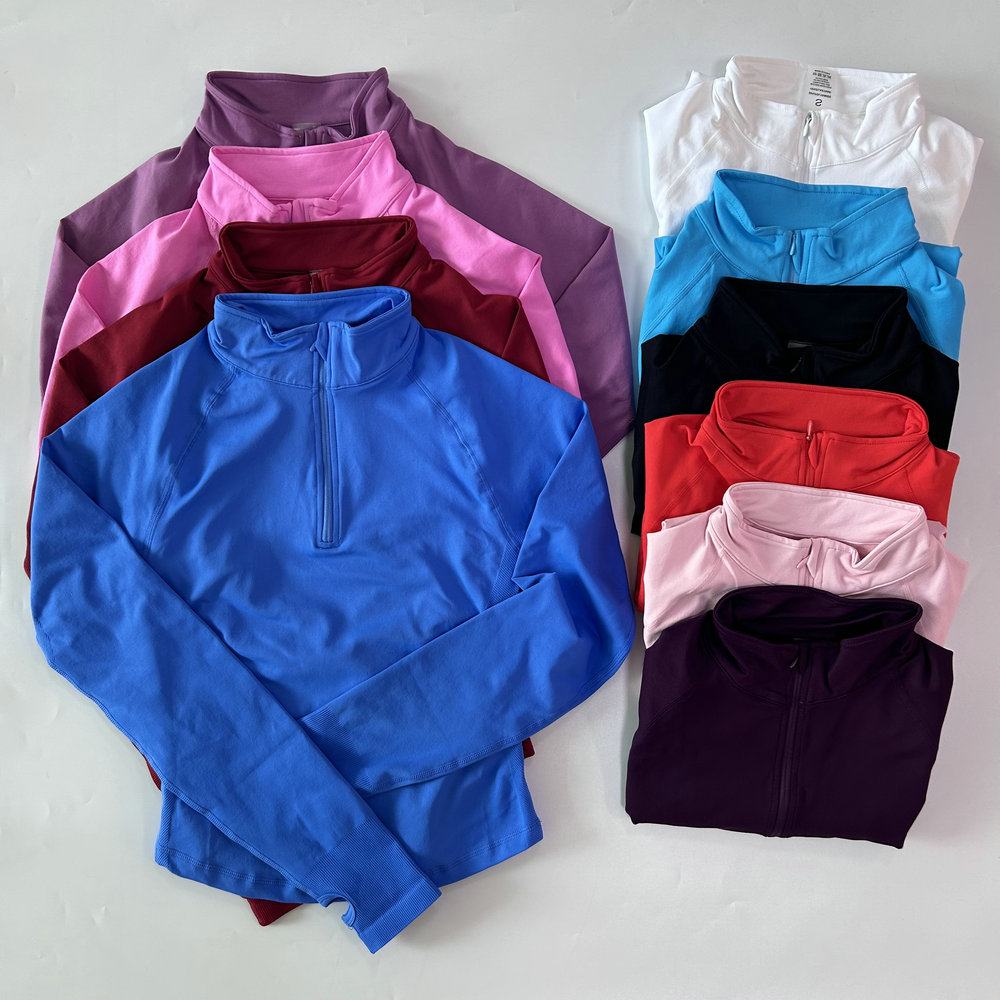 Veste de yoga sans logo avec f - Yoga & Fitness Classes By Niharika Zirakpur Reviews avis et prix
